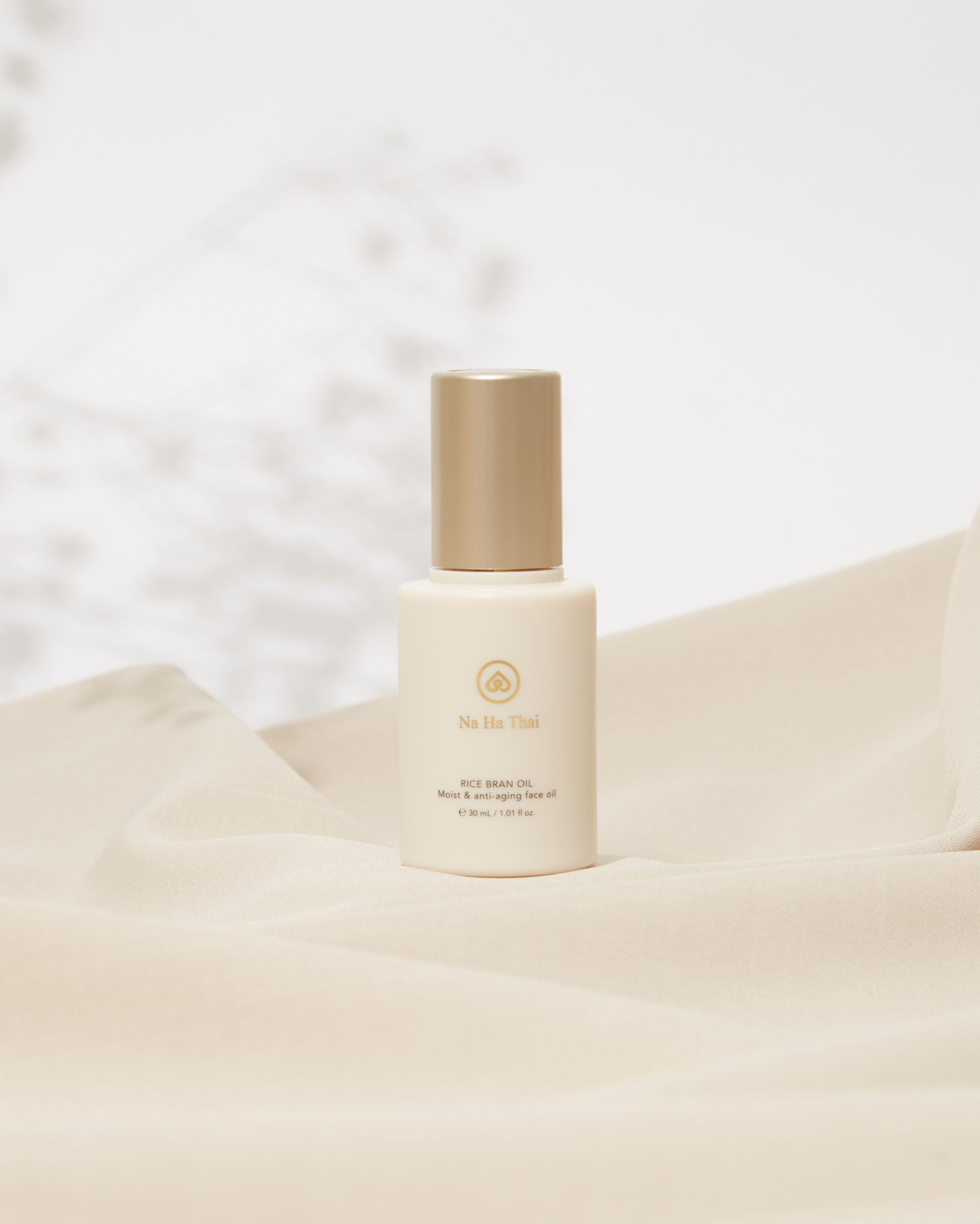 NaHa Thai<br>Rice Bran Oil Moist & Anti Aging 30 ml - Image 4